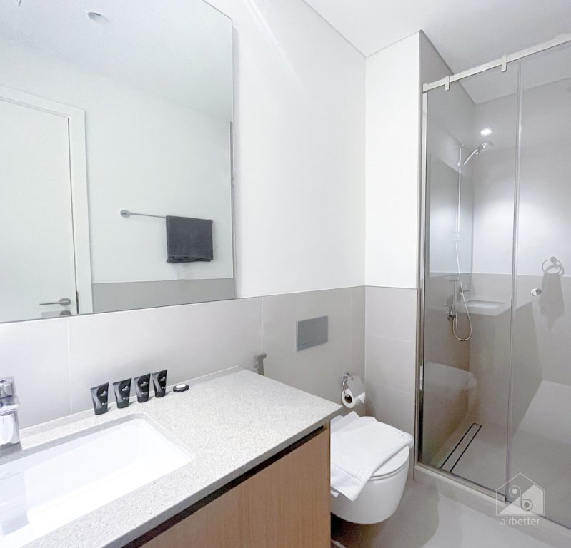 Дубай: Creek Beach Dubai to Stunning 2B Apt with Balcony in Dubai Creek Harbour