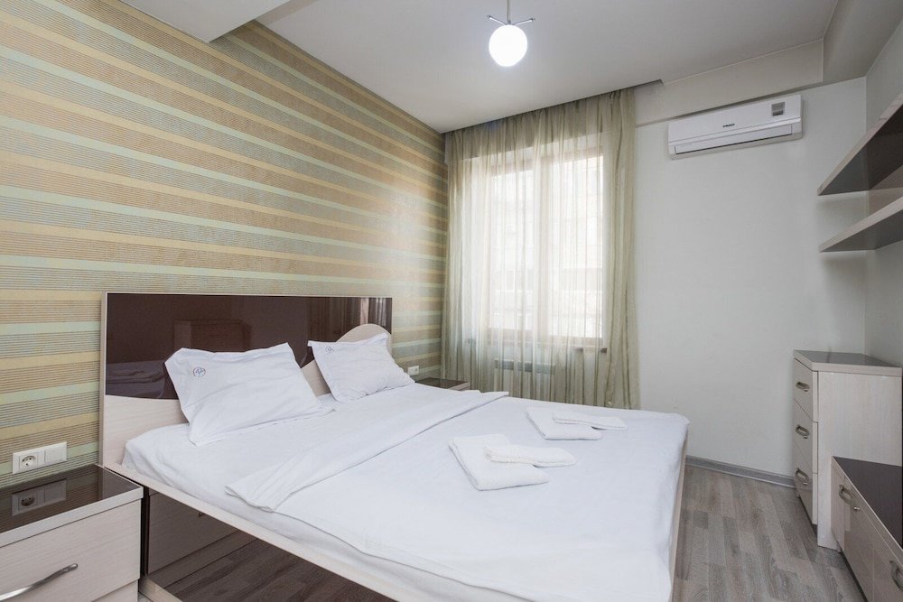 Ереван: Stay Inn на просп. Маштоца, 33/1