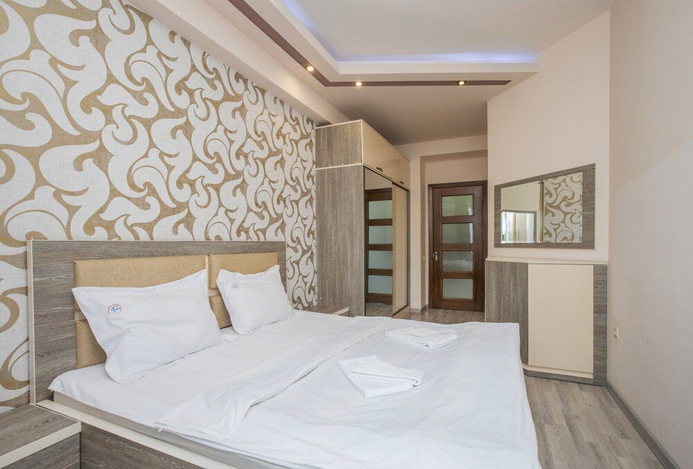 Stay Inn на просп. Маштоца, 33/1 — фото 2