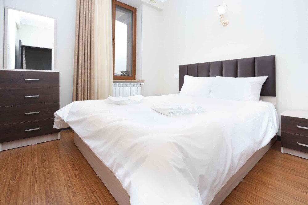 Ереван: Stay Inn на просп. Маштоца, 33/1