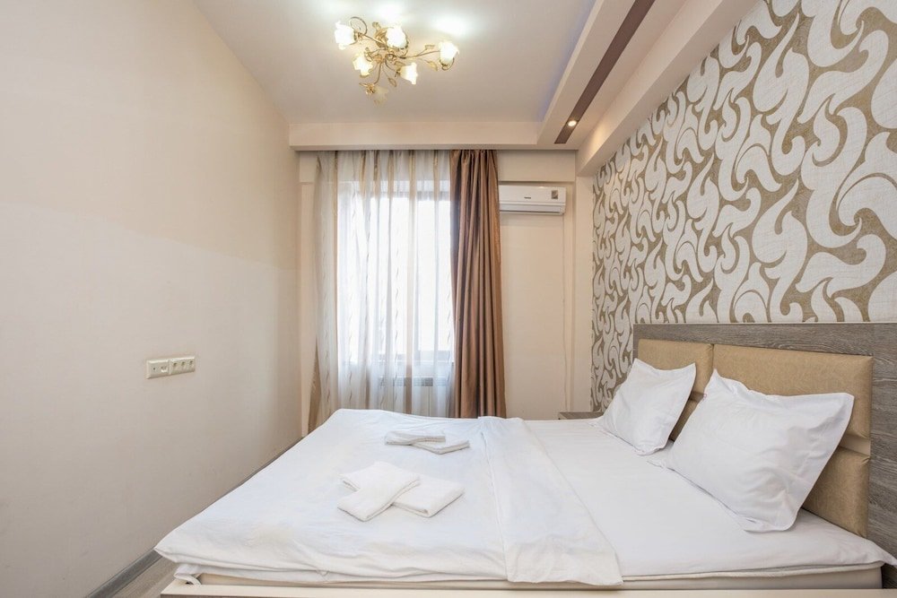 Stay Inn на просп. Маштоца, 33/1 — фото 1