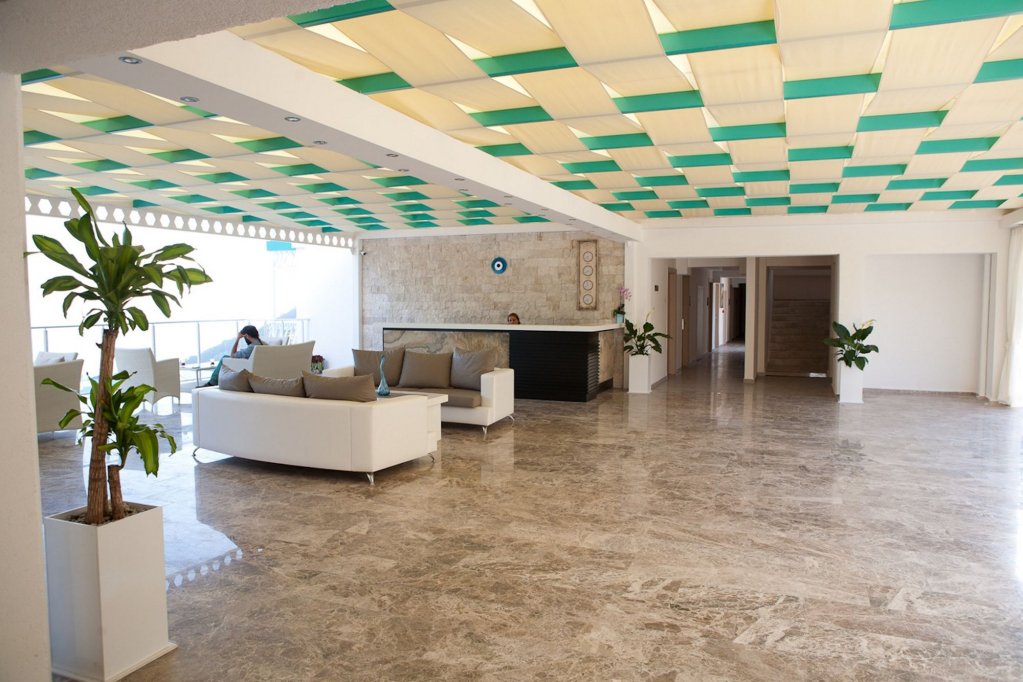 Фетхие: Ramada by Wyndham Fethiye Oludeniz