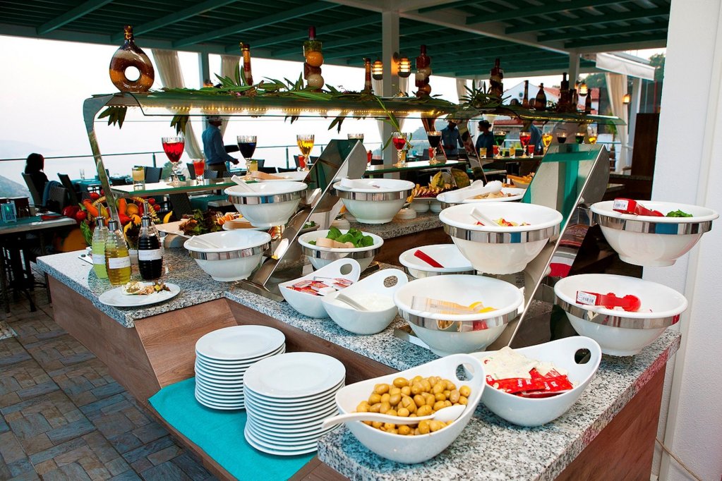 Фетхие: Ramada by Wyndham Fethiye Oludeniz