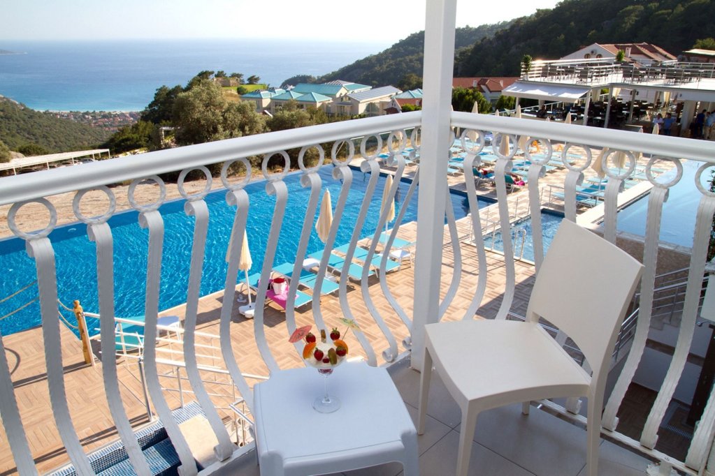 Фетхие: Ramada by Wyndham Fethiye Oludeniz