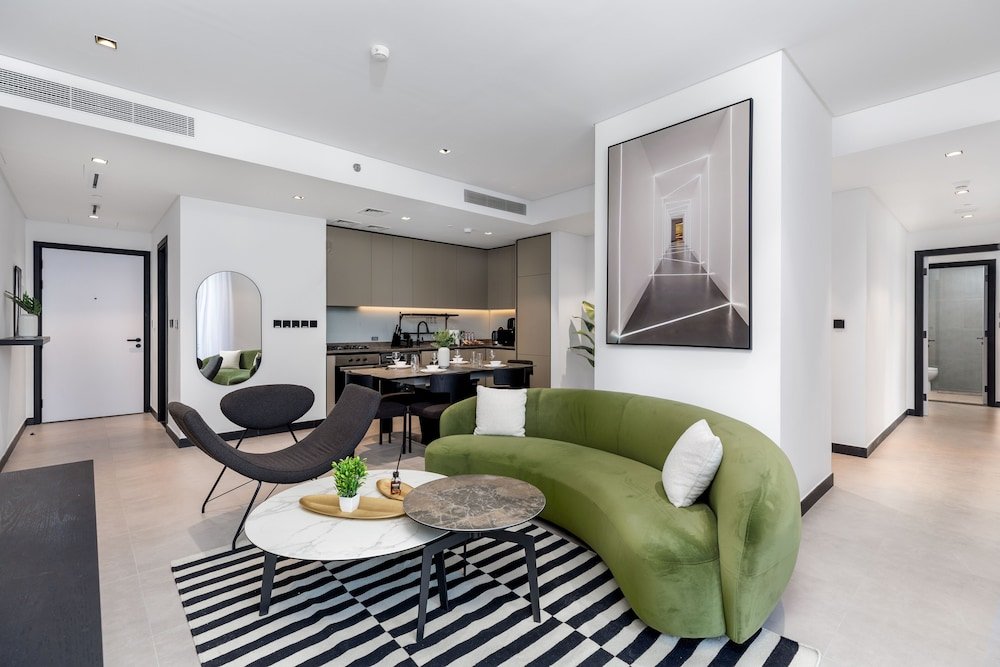 Дубай: Waves - Urban Retreat Waterfront Elegance at 15 Northside