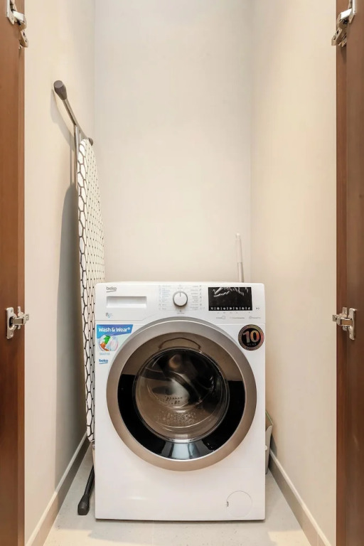 Дубай: Modern 2bdr at Vida Residences