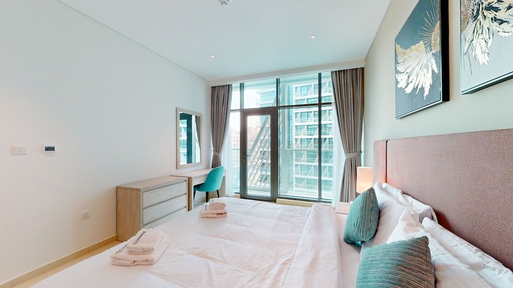 Дубай: Primestay - Seven Palm 1BR Palm Jumeirah