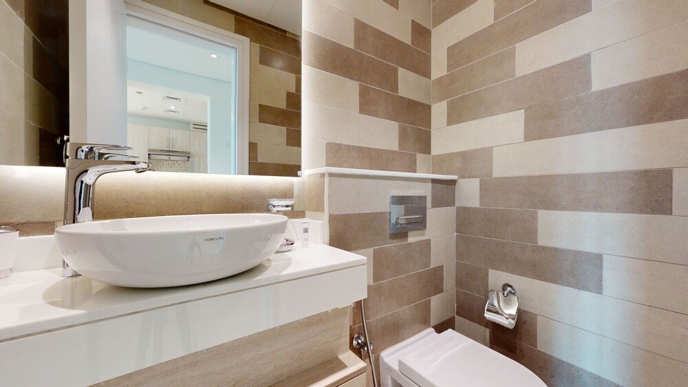 Дубай: Primestay - Seven Palm 1BR Palm Jumeirah