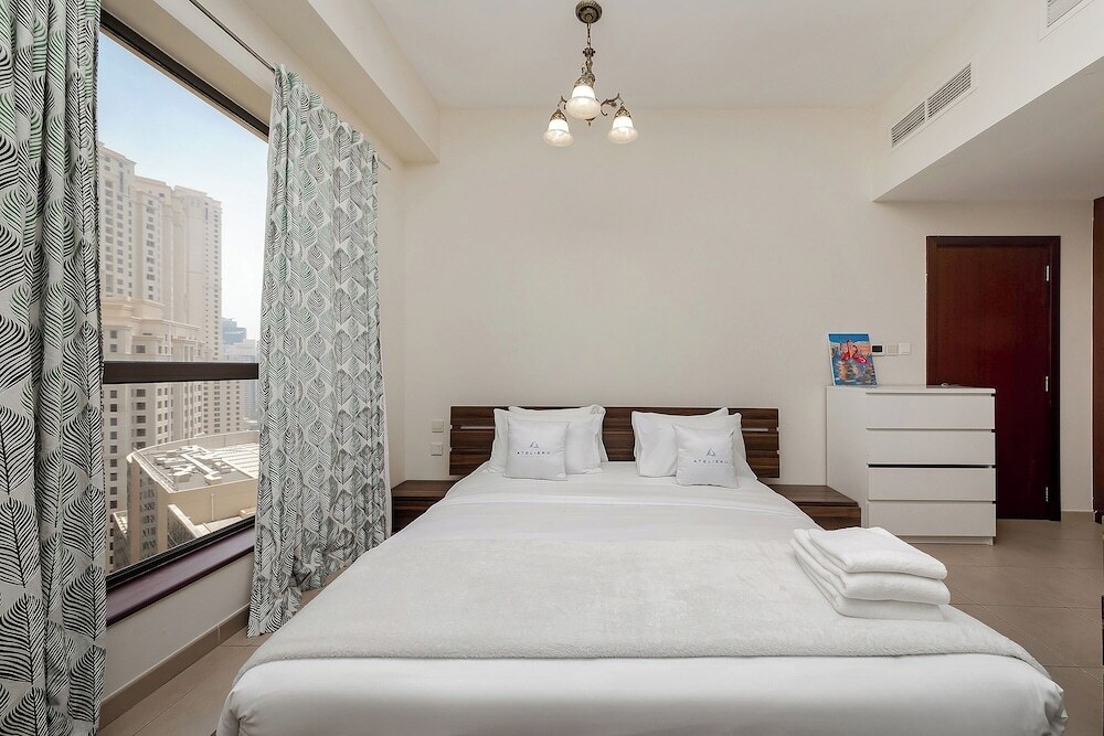 Дубай: Excellent 1bdr at Bahar 6