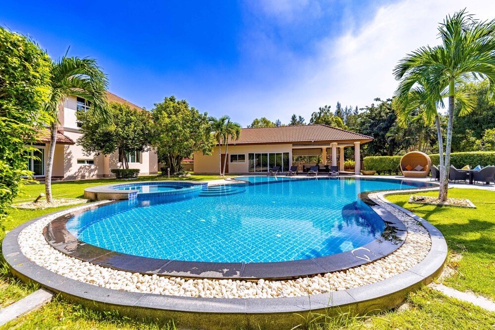 Чаам: Luxury 6 Bed Mansion - CAS