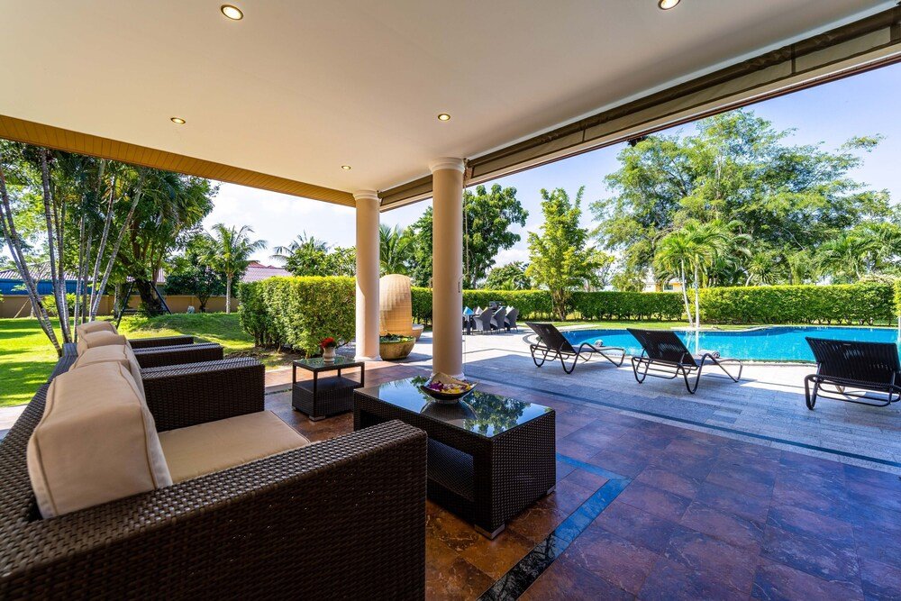 Чаам: Luxury 6 Bed Mansion - CAS