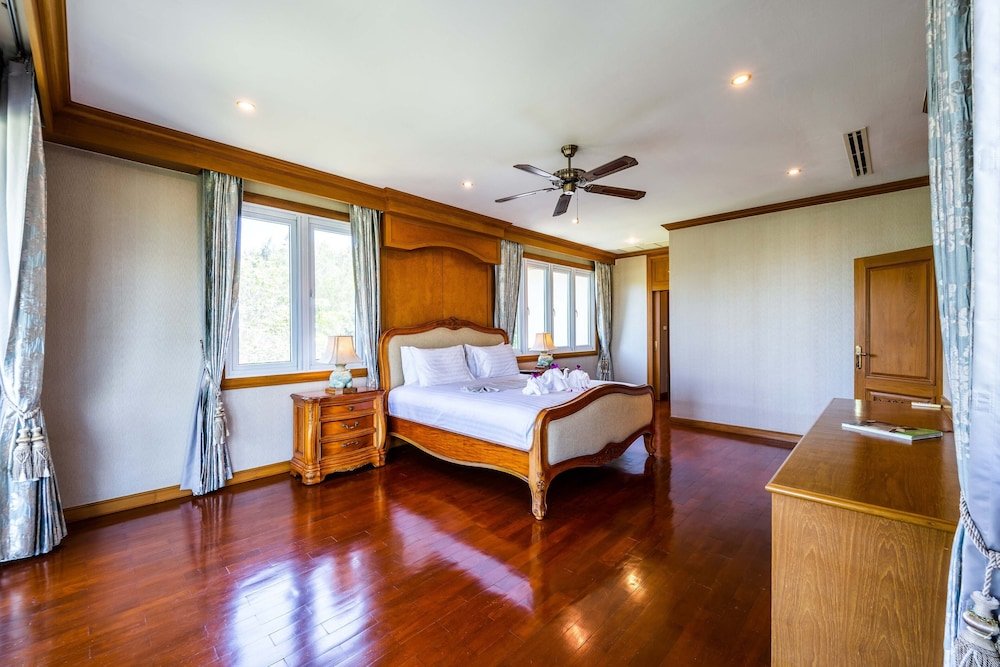 Чаам: Luxury 6 Bed Mansion - CAS