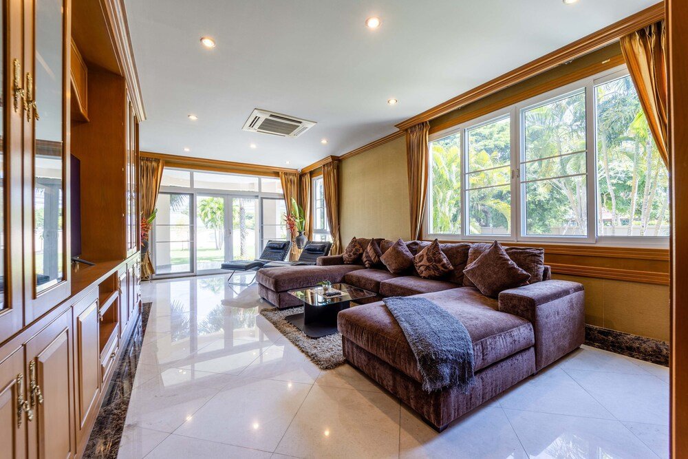Чаам: Luxury 6 Bed Mansion - CAS