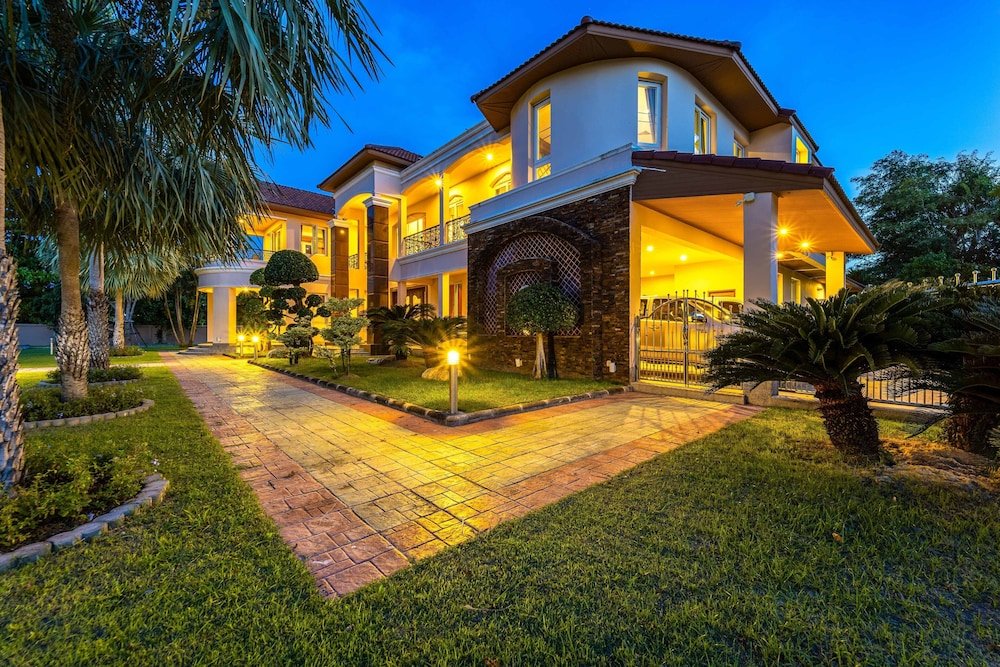 Чаам: Luxury 6 Bed Mansion - CAS