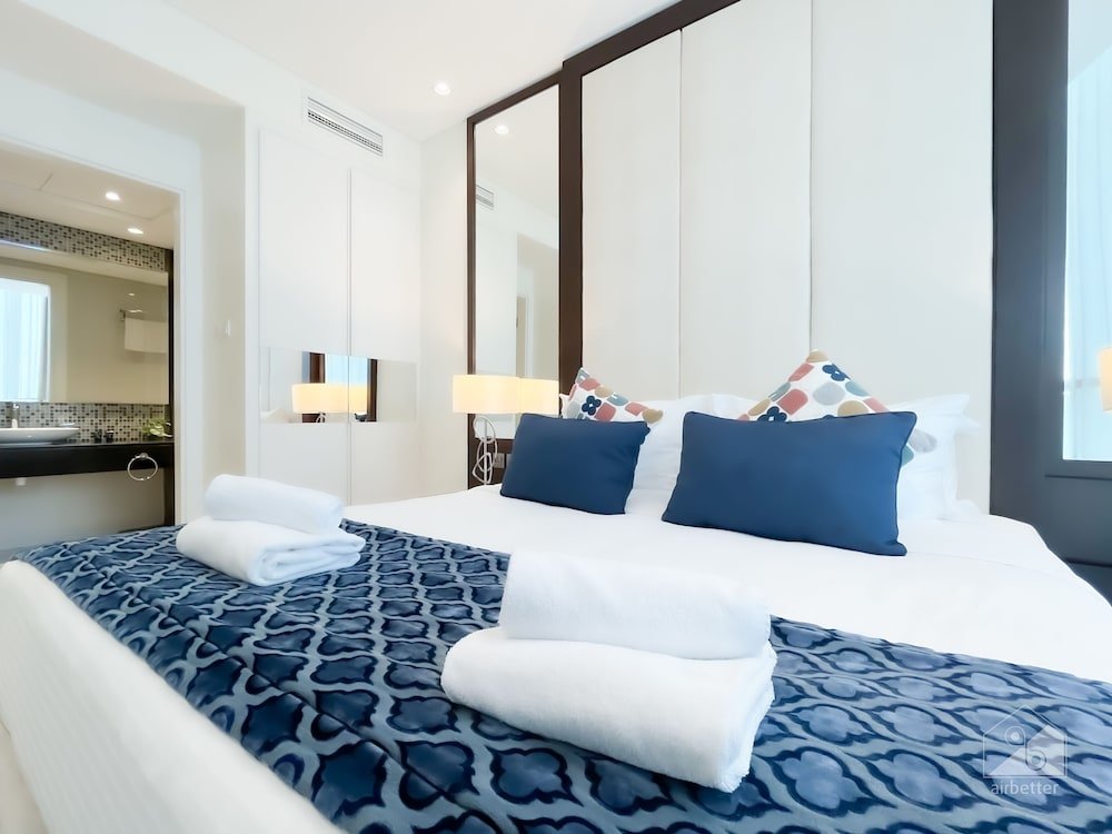 Дубай: Cozy 1b With Balcony in Business Bay