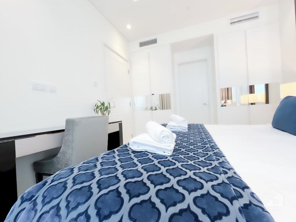 Дубай: Cozy 1b With Balcony in Business Bay