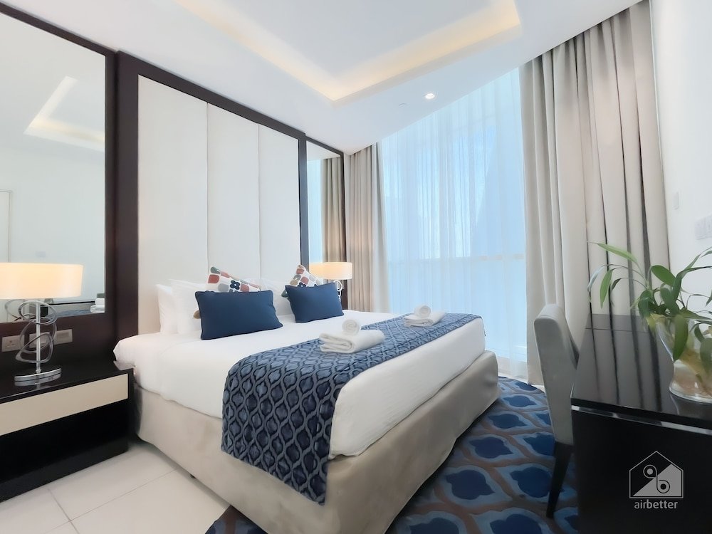 Дубай: Cozy 1b With Balcony in Business Bay