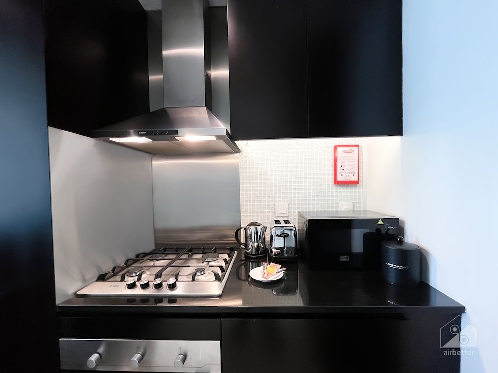 Дубай: Cozy 1b With Balcony in Business Bay