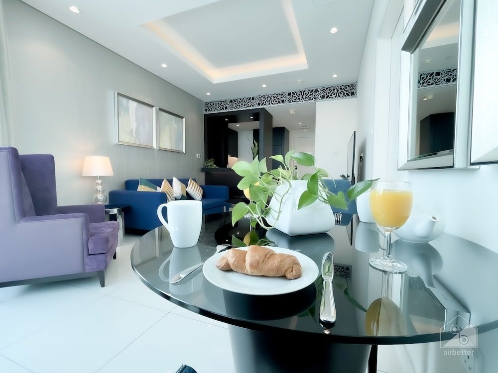 Дубай: Cozy 1b With Balcony in Business Bay