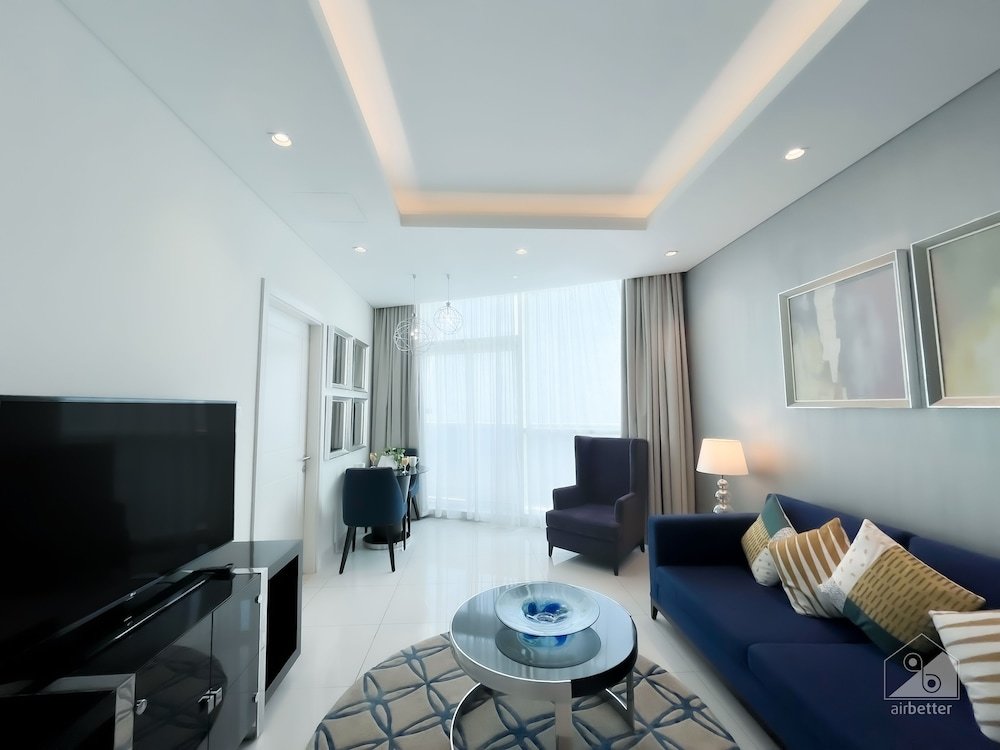 Дубай: Cozy 1b With Balcony in Business Bay