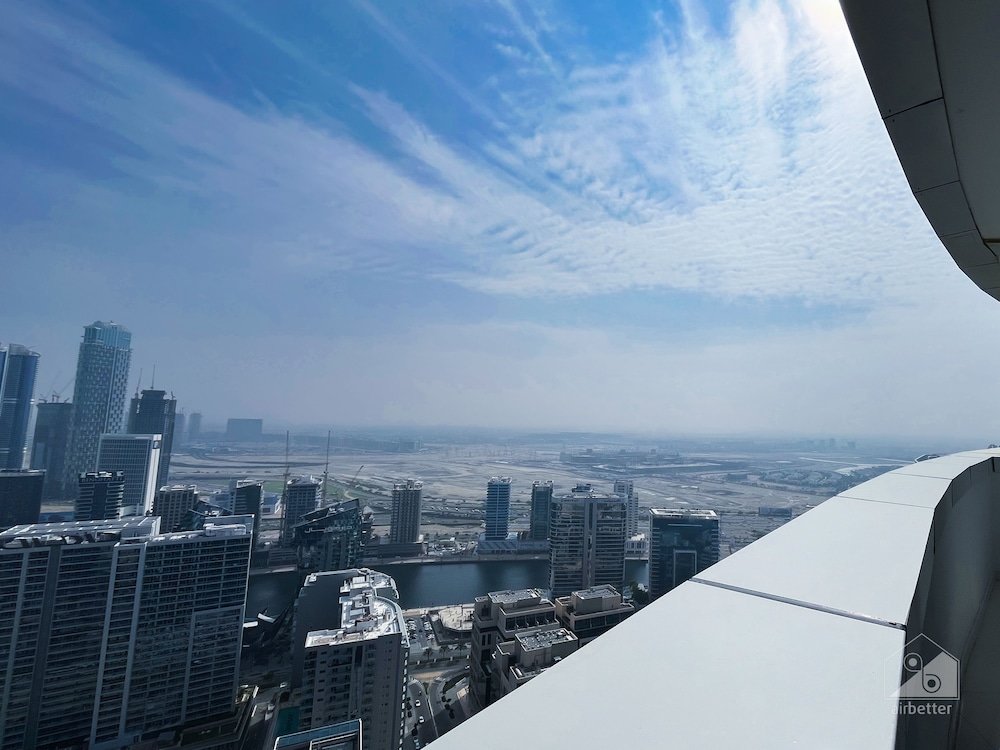 Дубай: Cozy 1b With Balcony in Business Bay