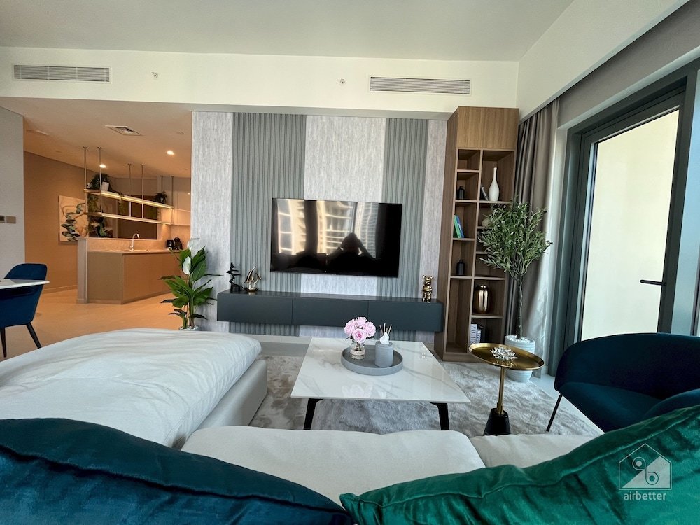 Дубай: Luxury Burj Royale 4bed With Balcony Burj Khalifa Fountain View