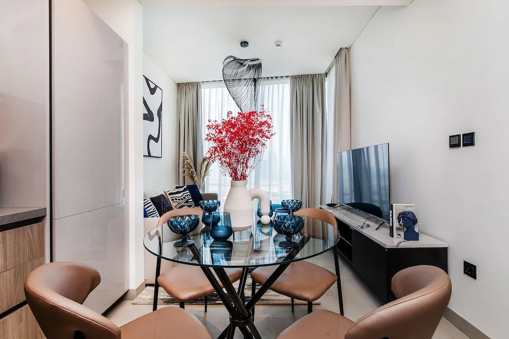 Дубай: Sobha waves 1BR with panoramic views