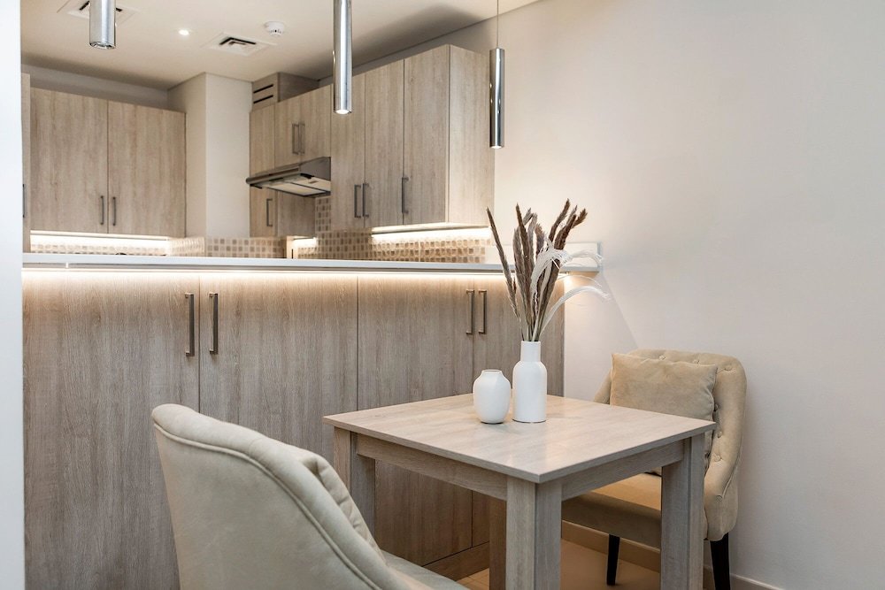 Дубай: Cozy 1BR in Seven Palm