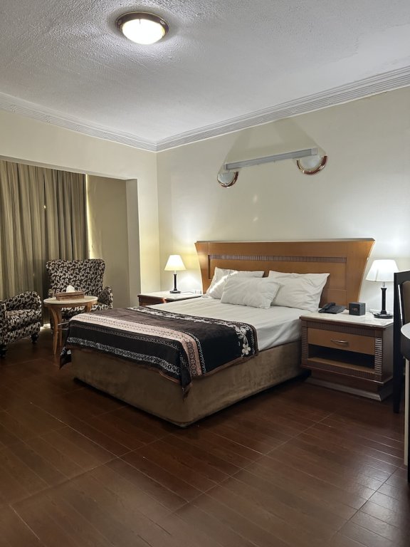 Super Deluxe Studio Rooms in near Metro — фото 2