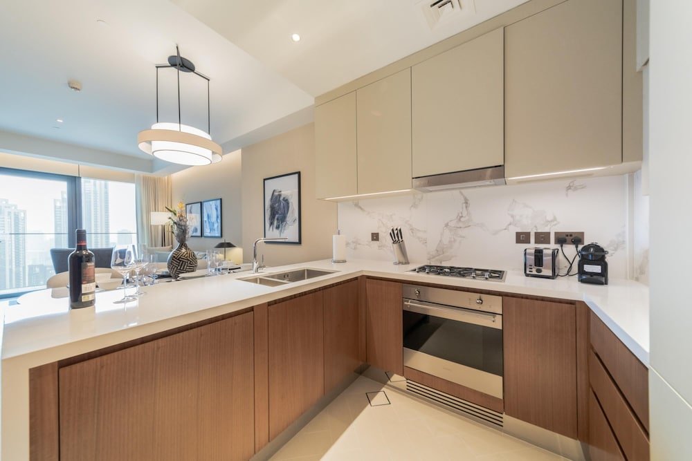 Дубай: DXB - Address Residences Dubai Opera - 3303 - DT