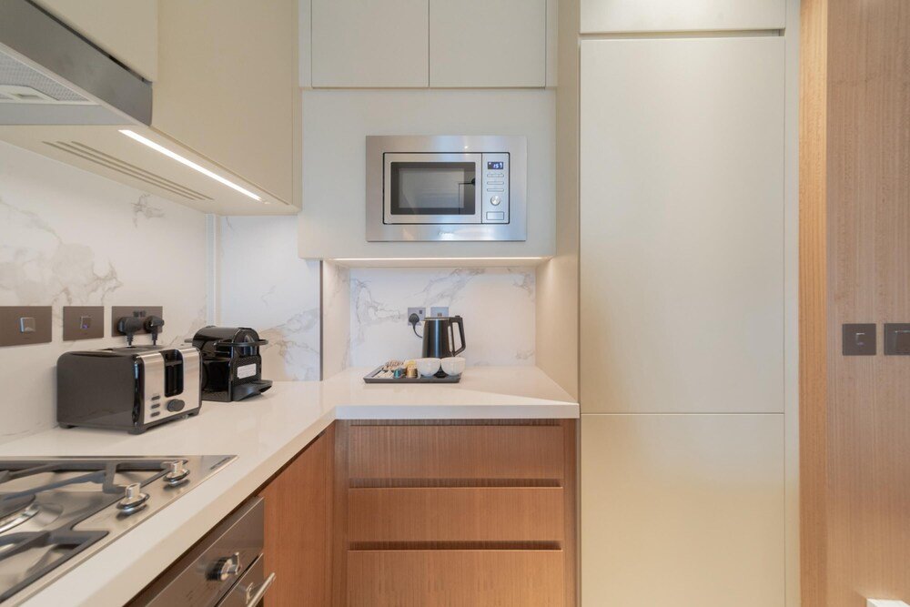 Дубай: DXB - Address Residences Dubai Opera - 3303 - DT