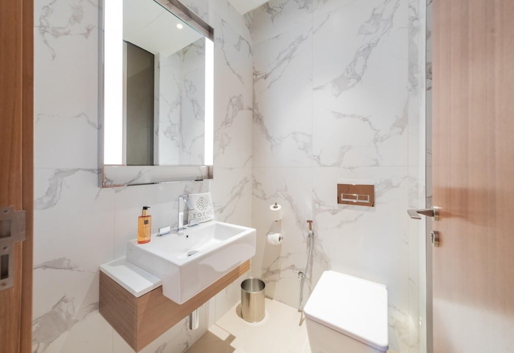 Дубай: DXB - Address Residences Dubai Opera - 3303 - DT