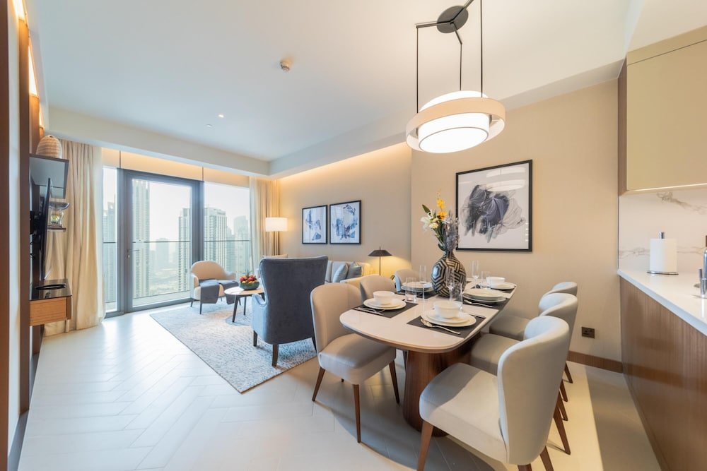 Дубай: DXB - Address Residences Dubai Opera - 3303 - DT