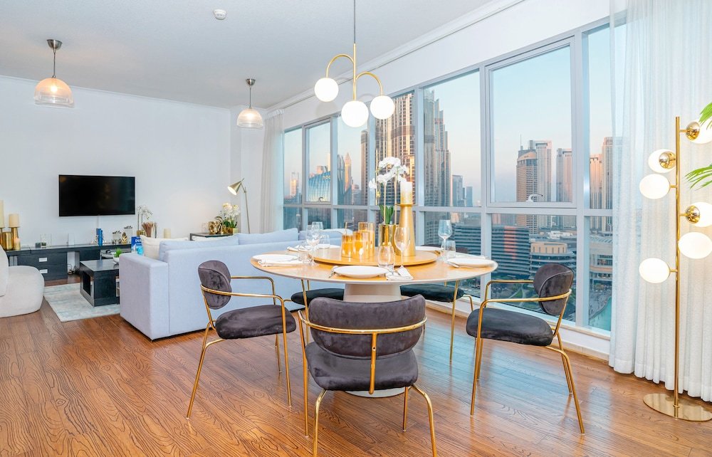 Дубай: HomesGetaway-The Residences 3BR Downtown