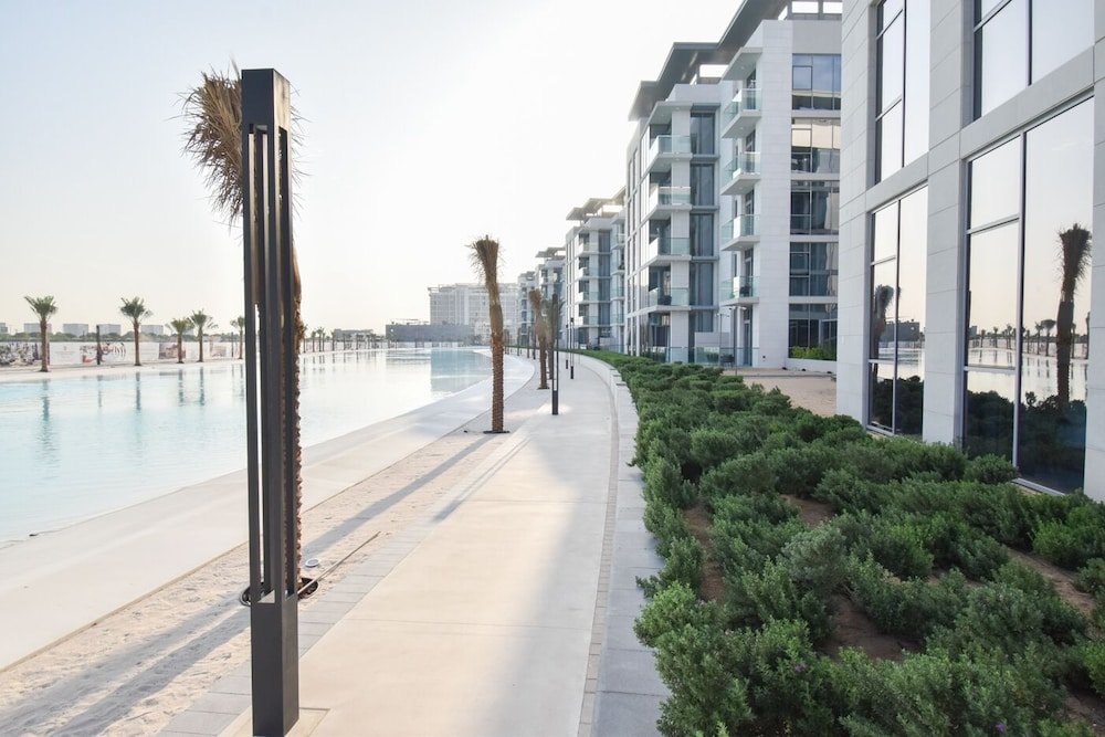 Дубай: Yogi - Luxury Apartment With Beach Access