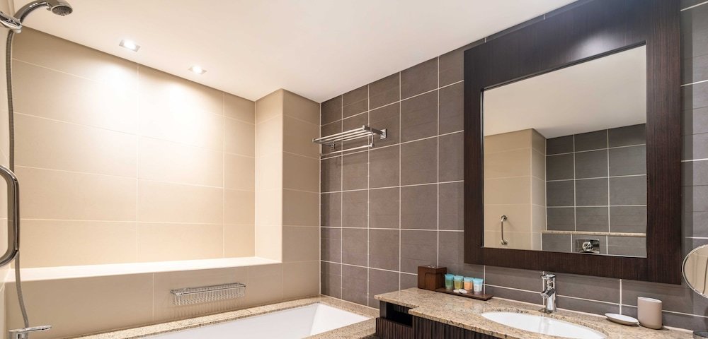 Дубай: LUX The Anantara Residence Suite 2