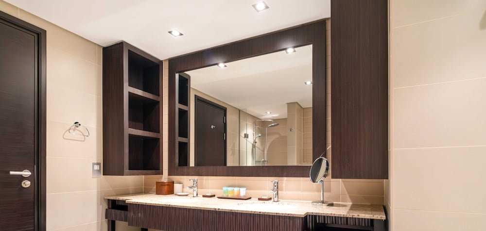 Дубай: LUX The Anantara Residence Suite 2