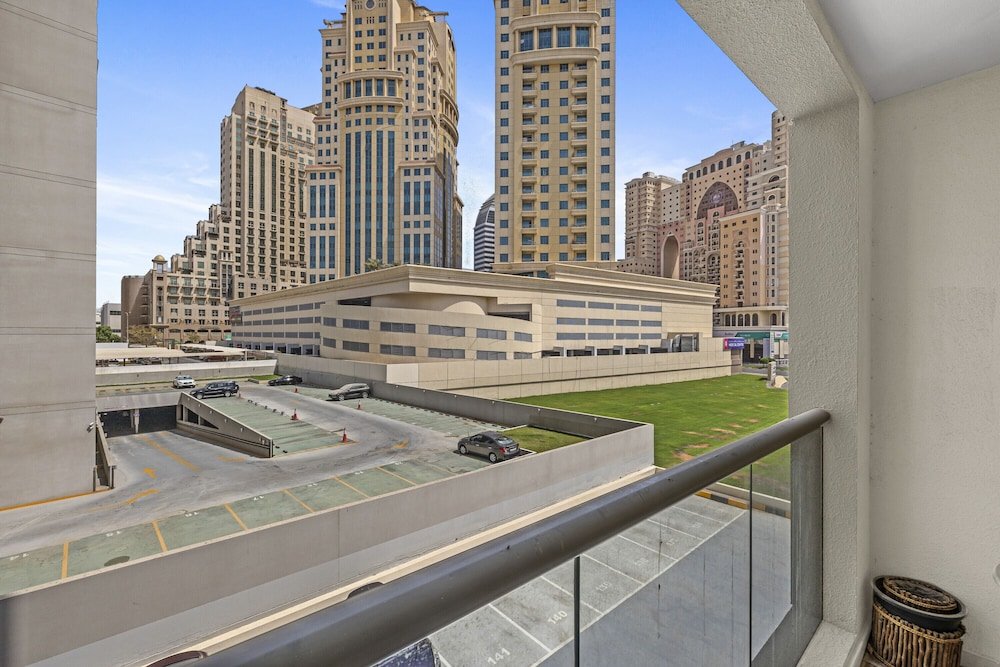 Дубай: Pure Living - Cozy Apartment With Balcony In Silicon Oasis