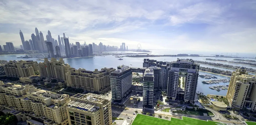 Дубай: Lux Iconic Views At Palm Tower Suite 7