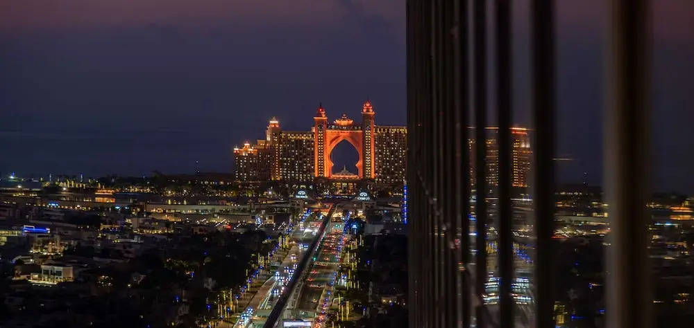 Дубай: Lux Iconic Views At Palm Tower Suite 7