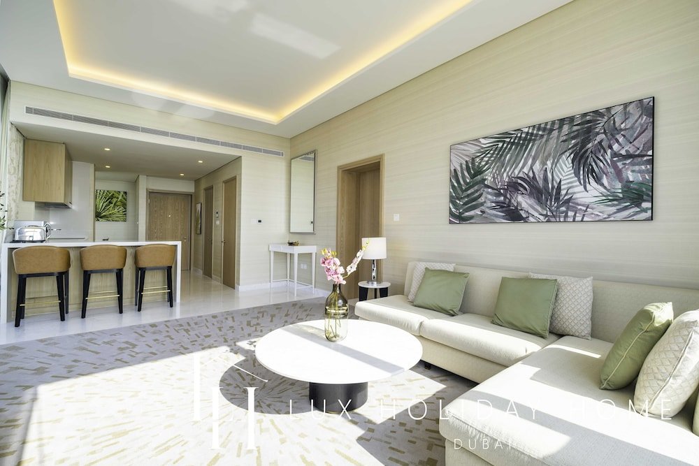 Дубай: Lux Iconic Views At Palm Tower Suite 7