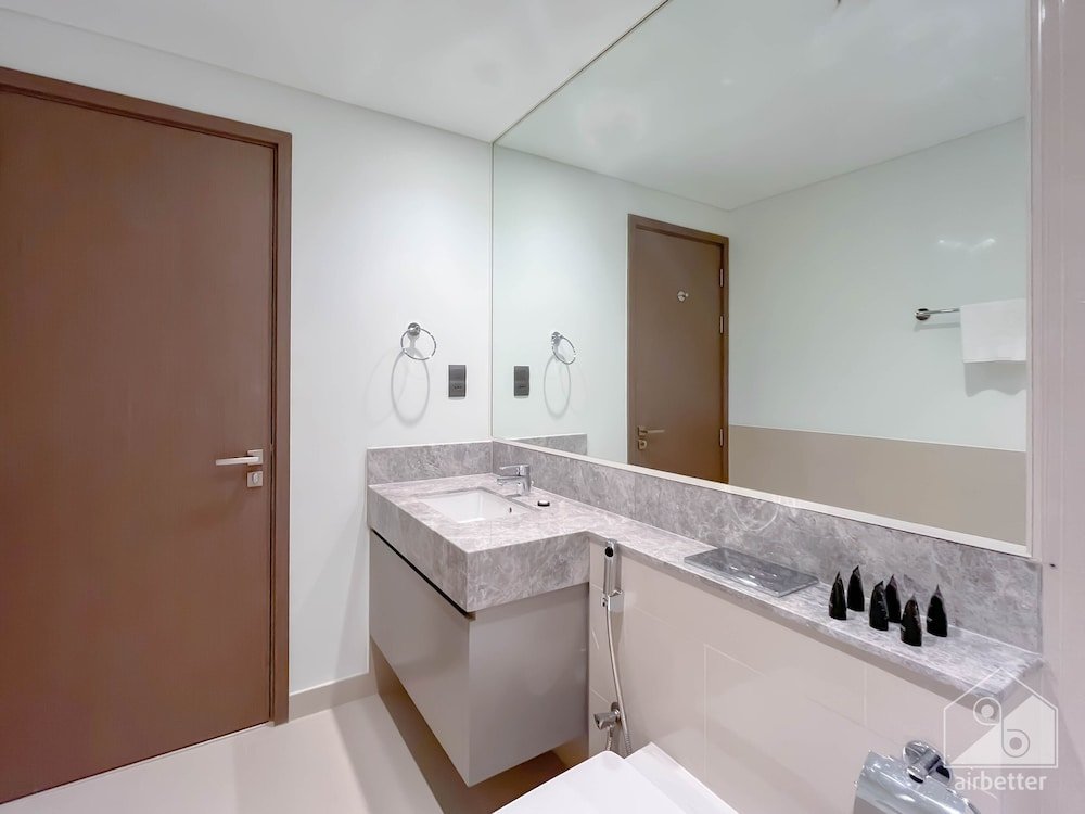 Дубай: Luxurious 1B With Breathtaking Views Downtown