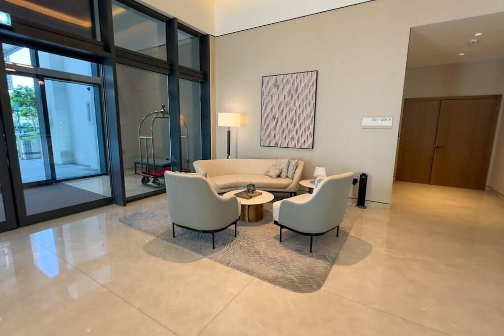 Дубай: Mh - Stylish 2-bedroom Residence Ref 4100