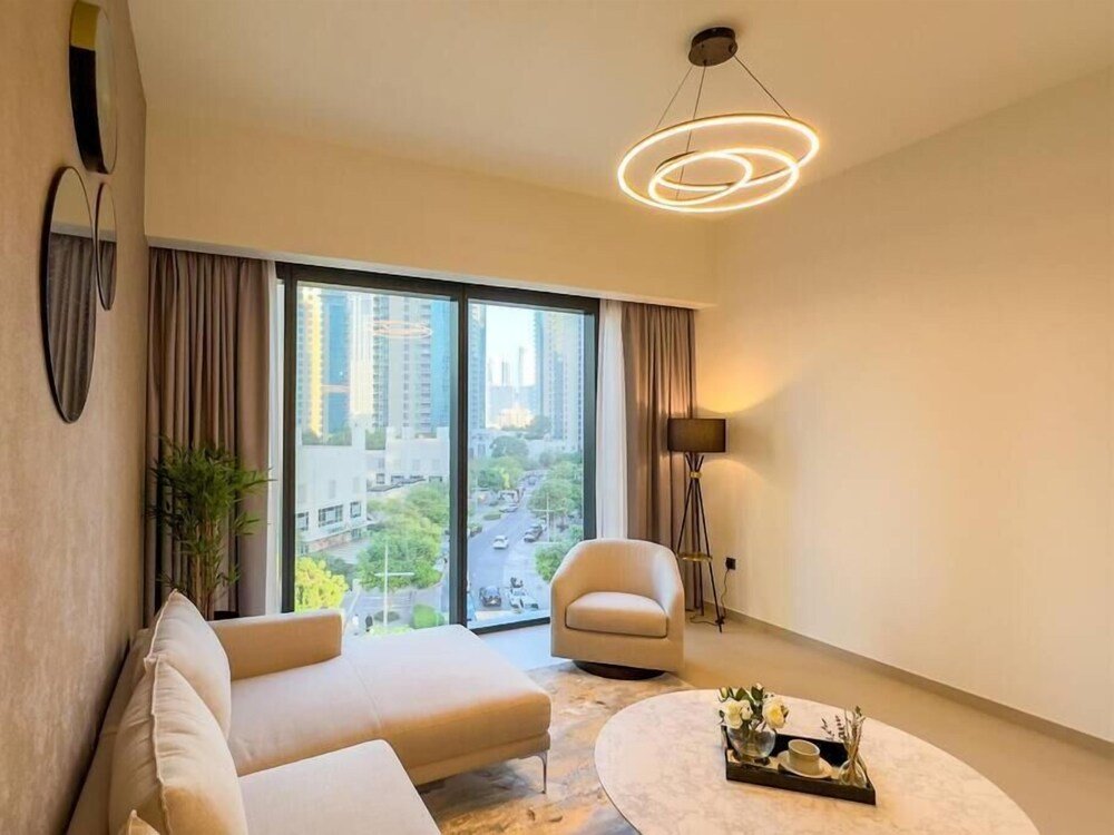 Дубай: Mh- 2-br Chic Retreat Ref- 4008