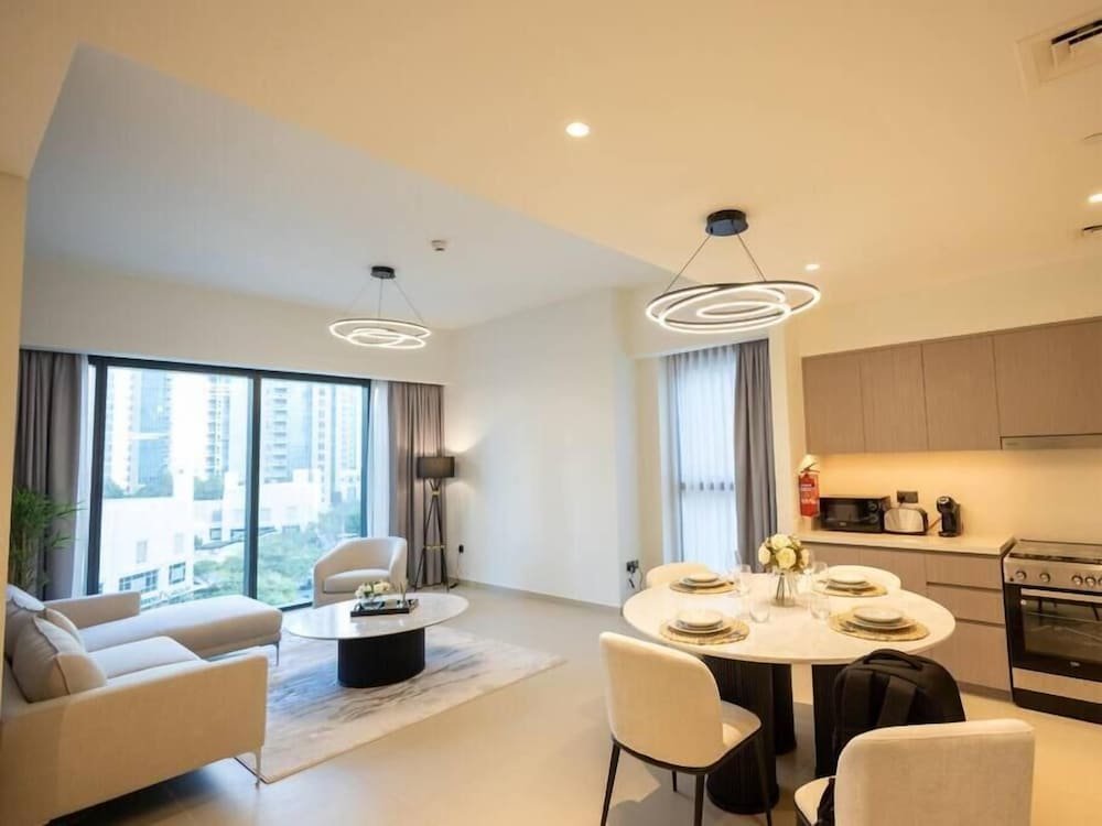 Дубай: Mh- 2-br Chic Retreat Ref- 4008