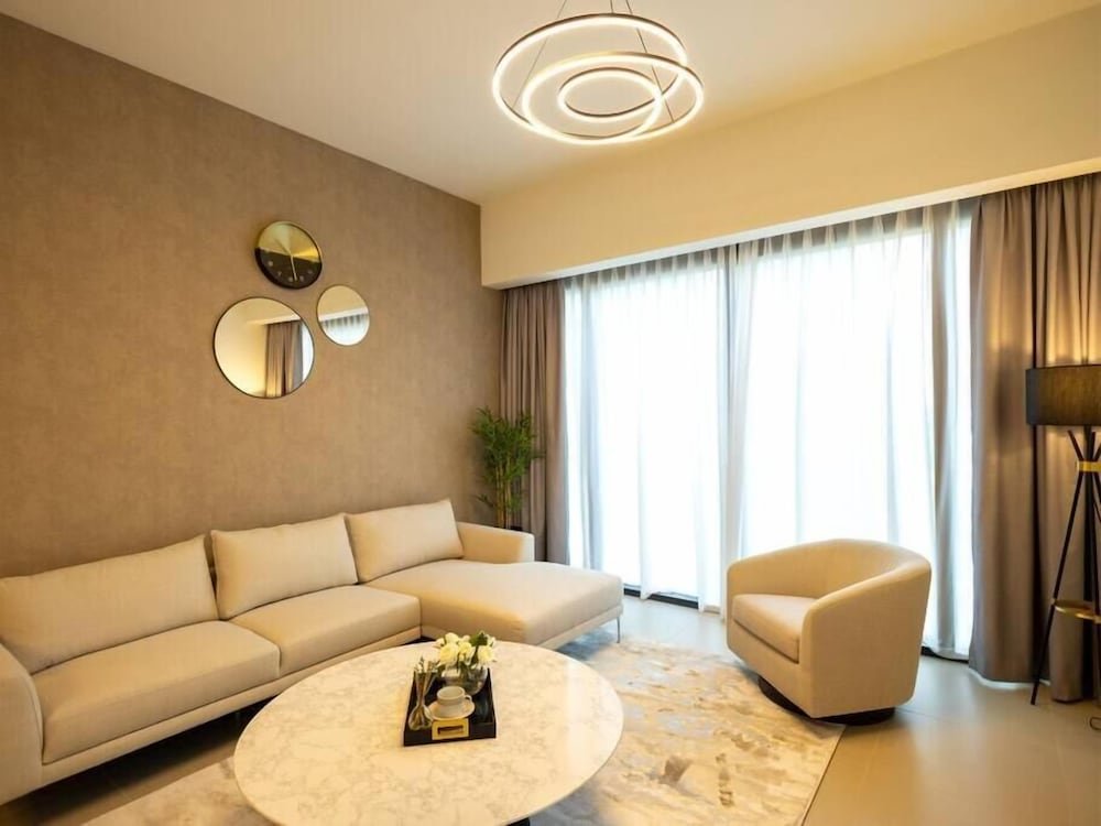 Дубай: Mh- 2-br Chic Retreat Ref- 4008