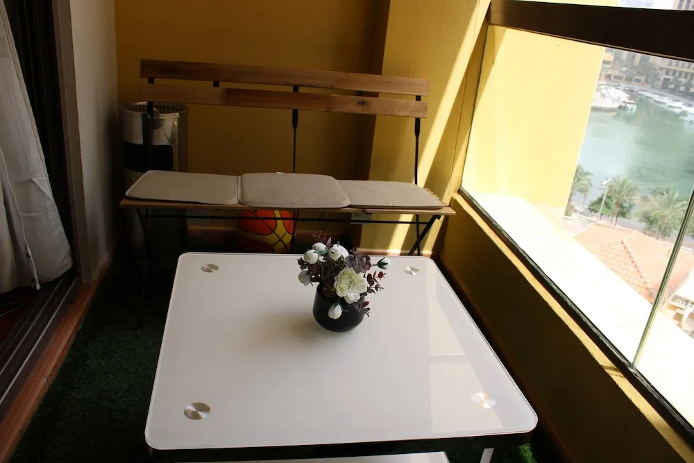 Дубай: Urban Panda Hostel JBR Dubai