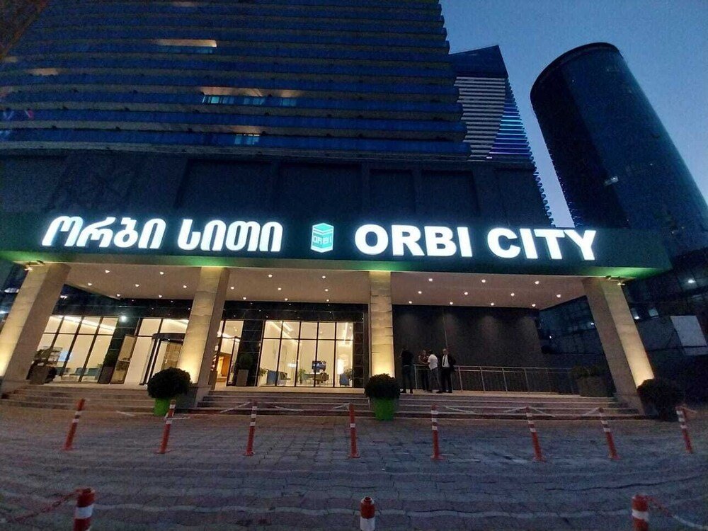 Батуми: Holiday Express Orbi City