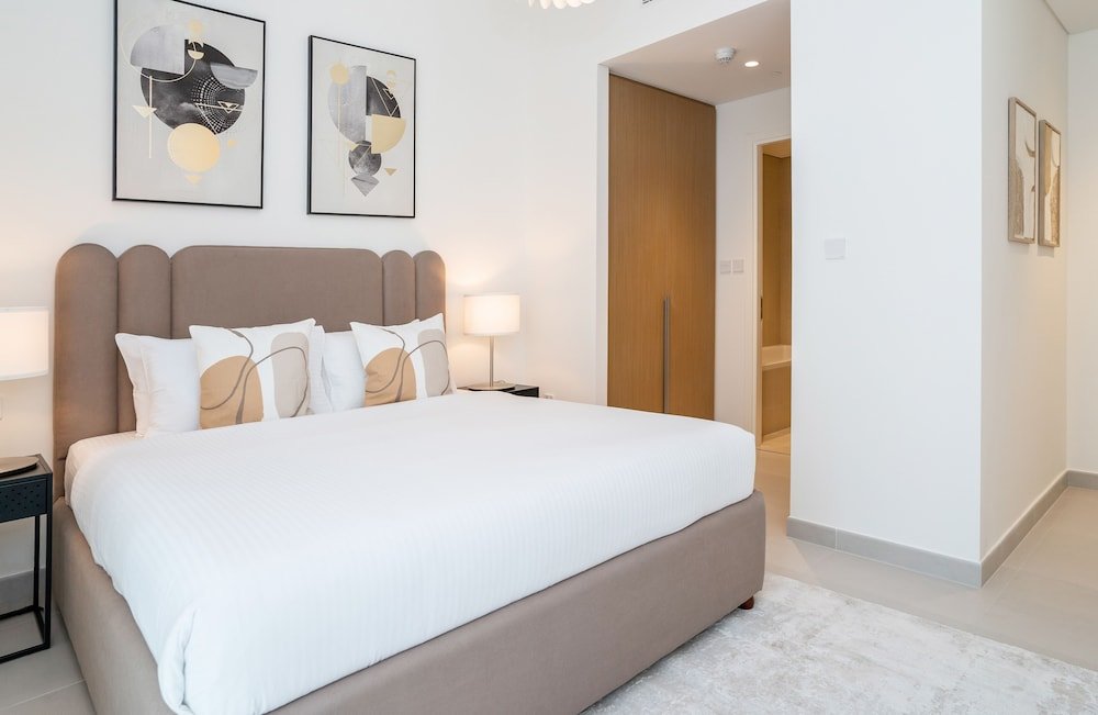 Дубай: HomesGetaway-Lavish2BR in CreekBayshore4