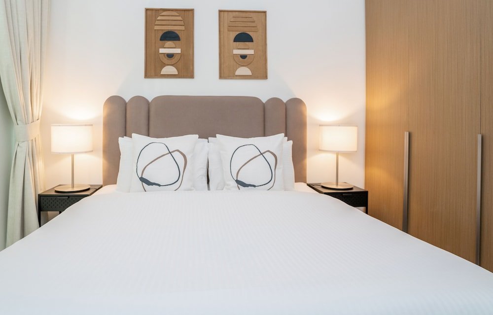 Дубай: HomesGetaway-Lavish2BR in CreekBayshore4